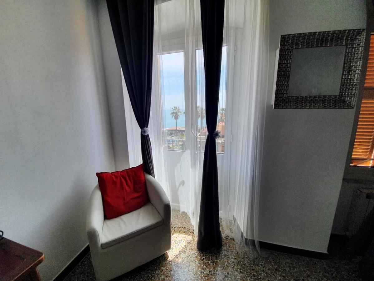 Varazze Suite Sauna E Hammam Ngoại thất bức ảnh