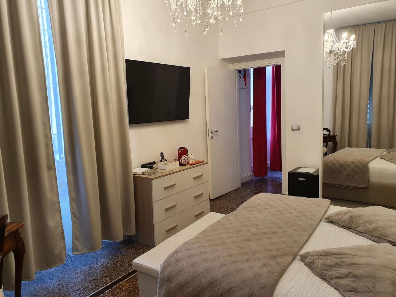 Varazze Suite Sauna E Hammam Ngoại thất bức ảnh